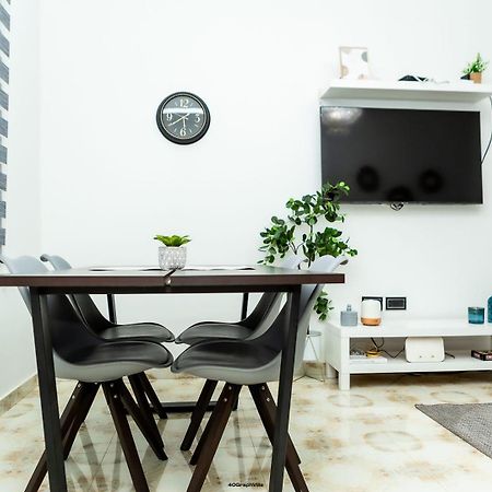 Stylish East Legon Apartment - Ac, Wi-Fi, Netflix Akkra Exterior foto